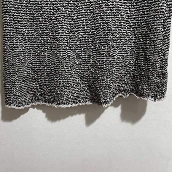 CAbi Black White Textured Knit Tank Top Sleeveless – Size Medium - Picture 4 of 6